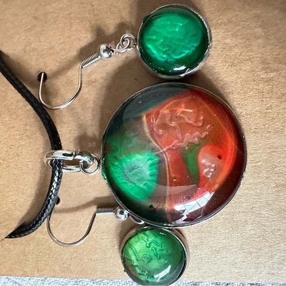 Vibrant Multicolor Pendant and Earring Set Handmade Jewelry Acrylic Paint 4175 - Picture 12 of 12